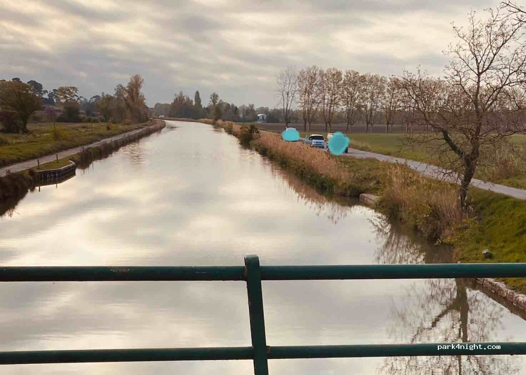 (11400) Saint-Martin-Lalande - D 116   , a gauche après le pont de  la D6113 — foto 3