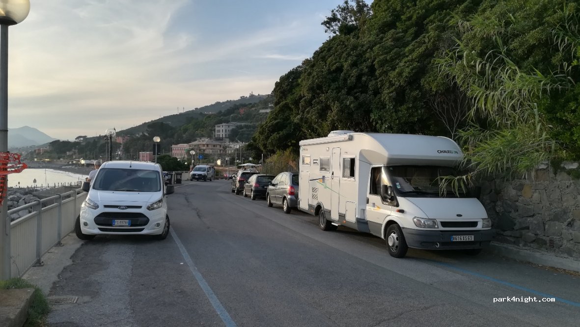 (16033) Lavagna - 2 Via del Cigno — foto