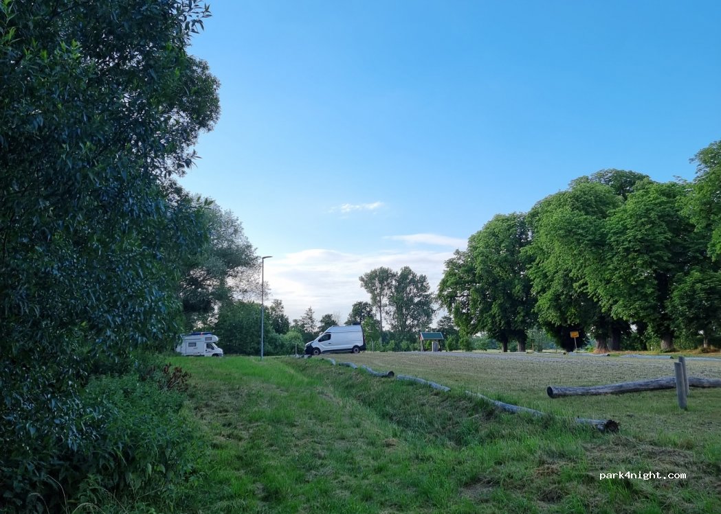 (17153) Ivenack - 46 Eichenallee — foto 2