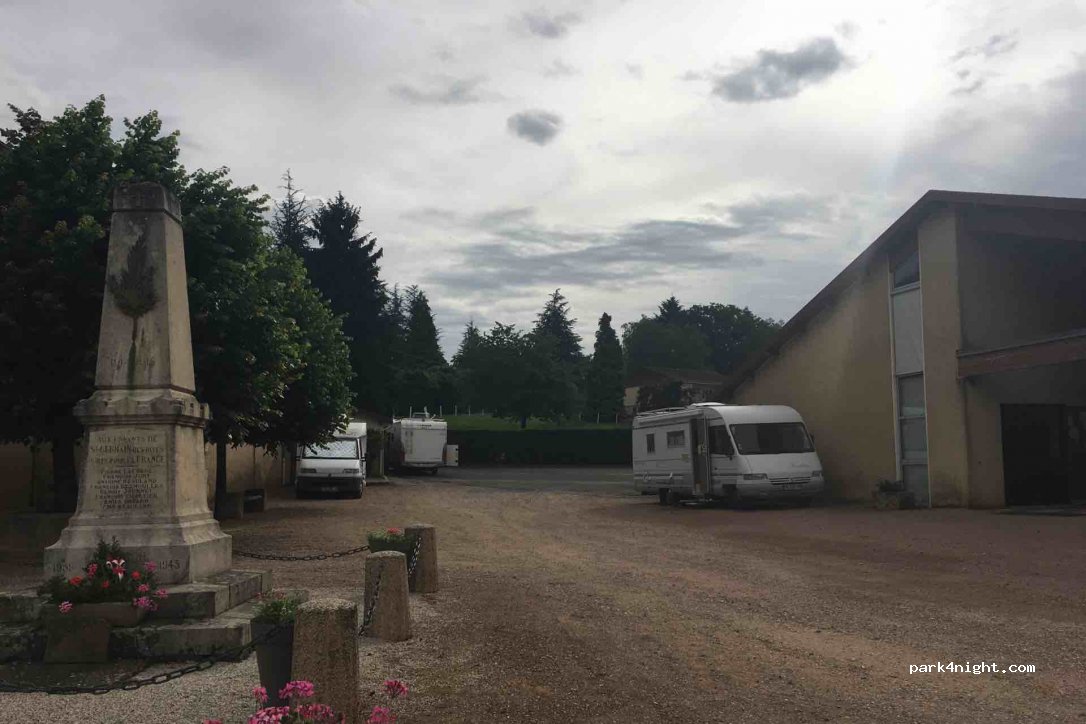 (71600) Varenne-Saint-Germain - Le Haut de Peu — foto 2