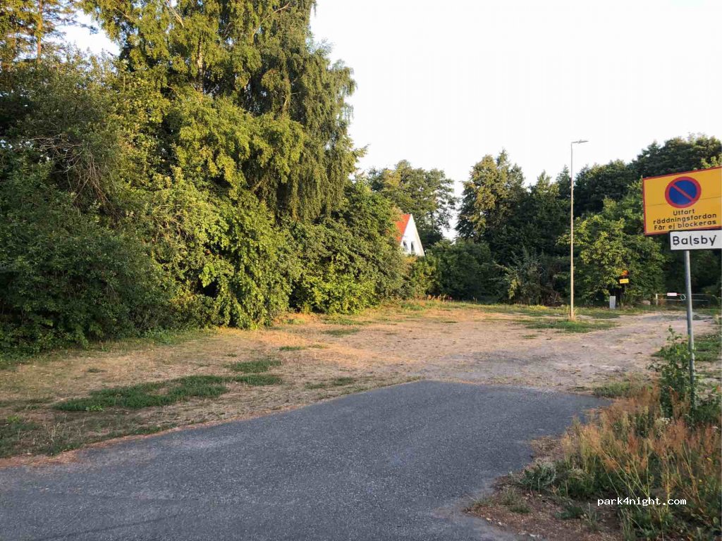 (291 94) Kristianstad - 35 Balsby sjöväg — foto 2