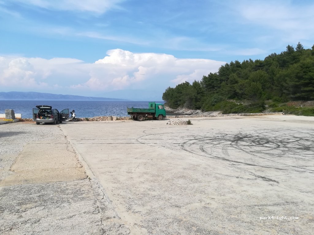 () Jelsa - Unnamed Road — foto