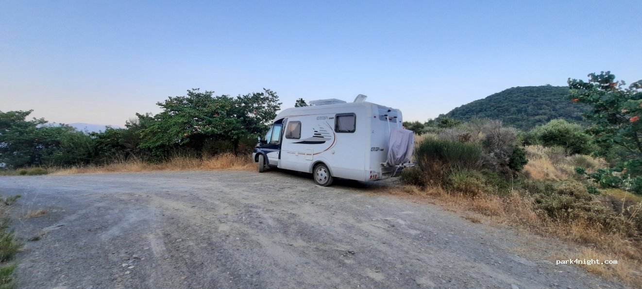(231 00) Parorio - Unnamed Road — foto 4