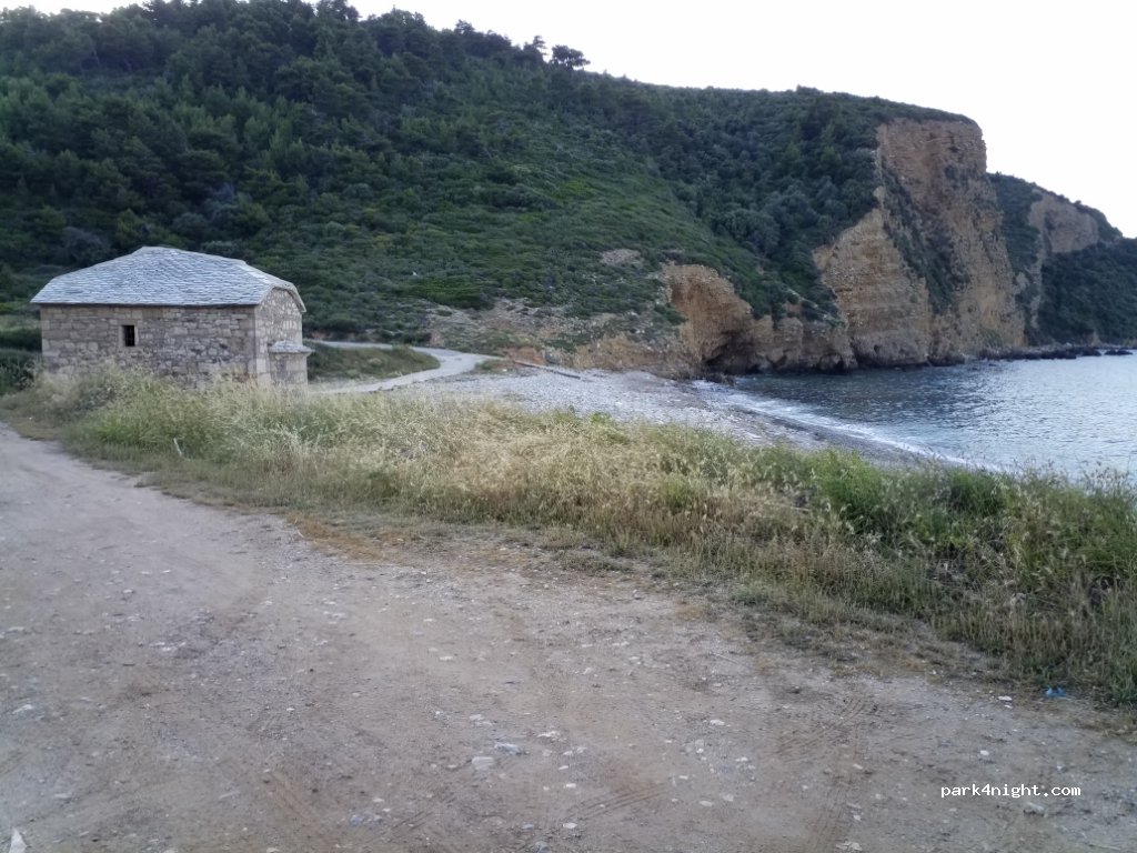 (370 06) Notio Pilio - Unnamed Road — foto