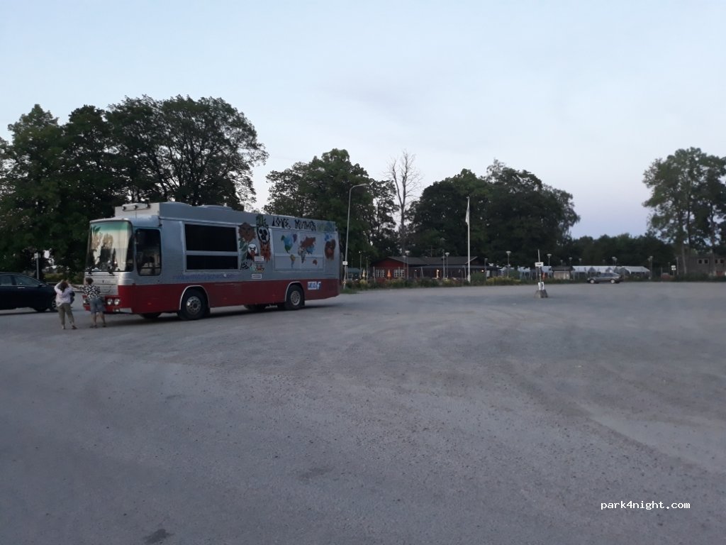 (753 09) Uppsala - 8 Ulleråkersvägen — foto 2