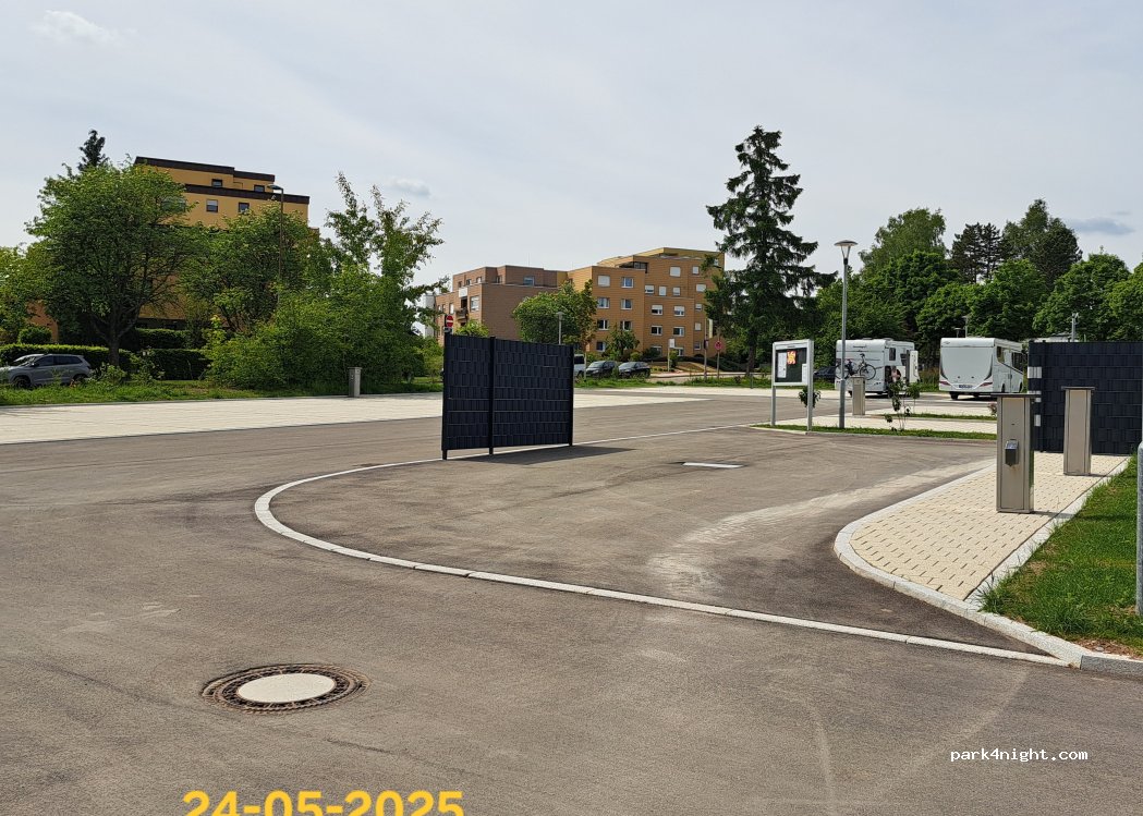 Wohnmobilstellplatz Ludwig-Jahn-Straße — foto