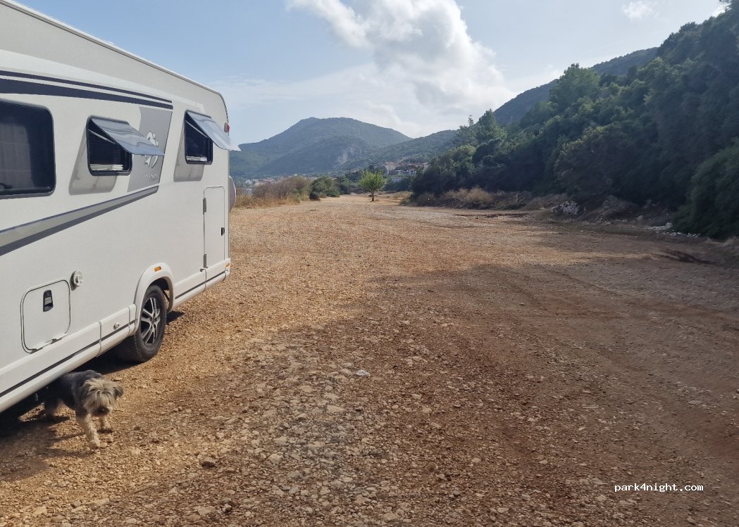 (280 86) Poros - Unnamed Road — foto 3
