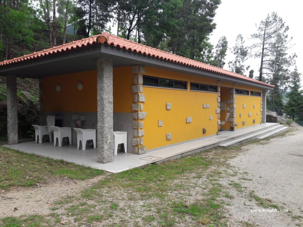Ermida Gerês Camping — foto