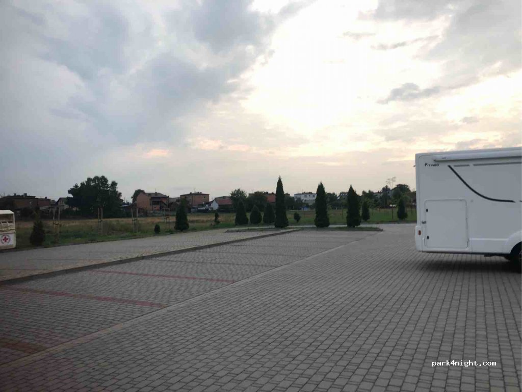 Parking przy Cmentarzu — foto 2