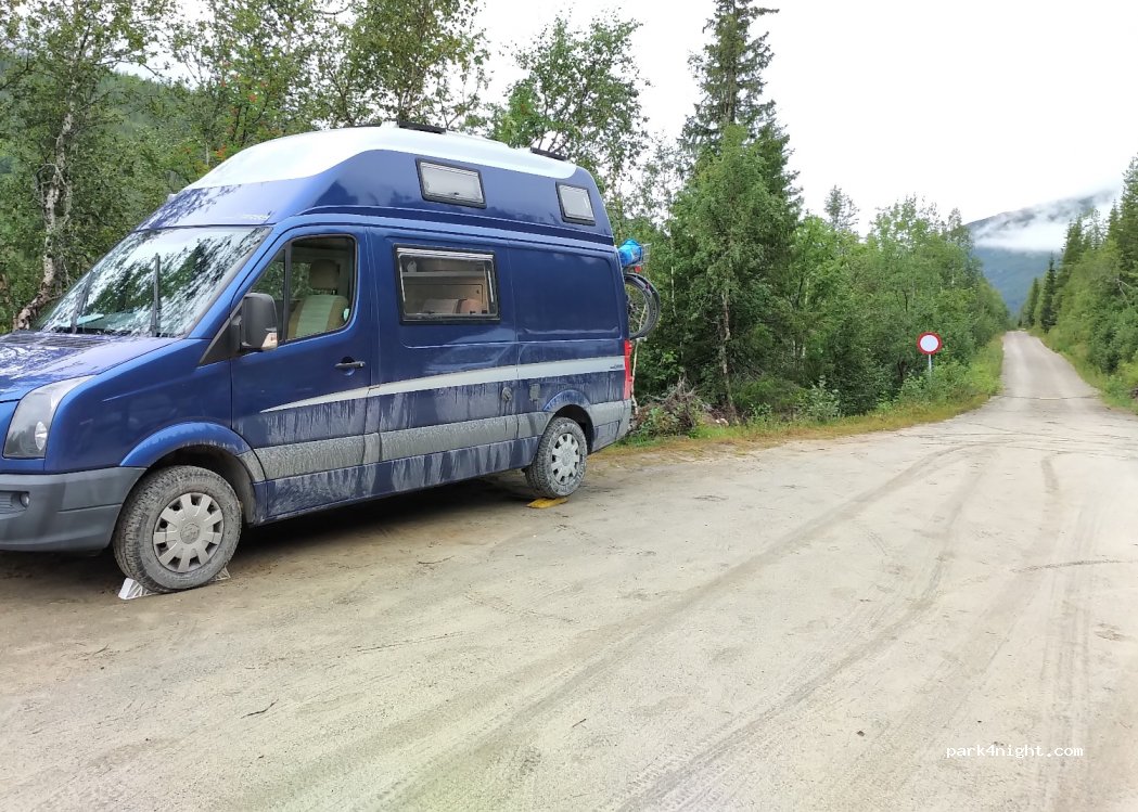 (8615) Svartisdal - 250 Svartisdalveien — foto