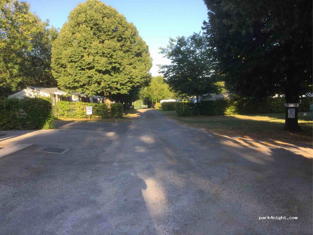 Odesia Vacances - Camping le Grand Lac — foto 2