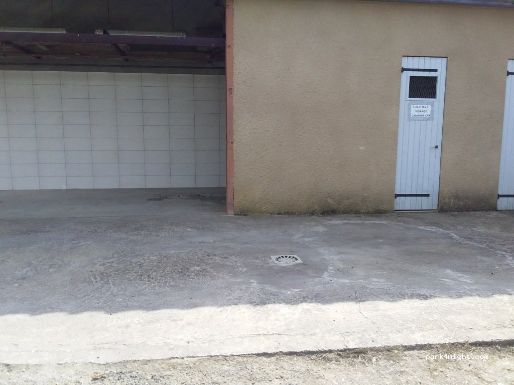 (32160) Beaumarchés - Chemin de Ronde — foto 3