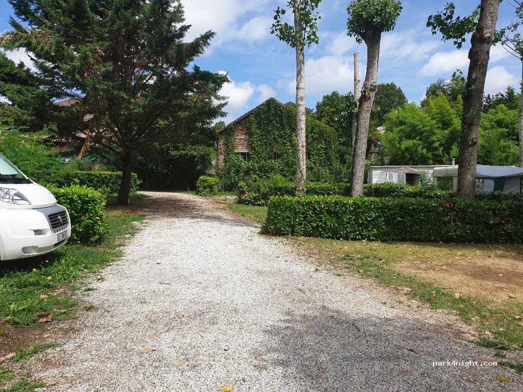 Camping le Pardaillan*** — foto