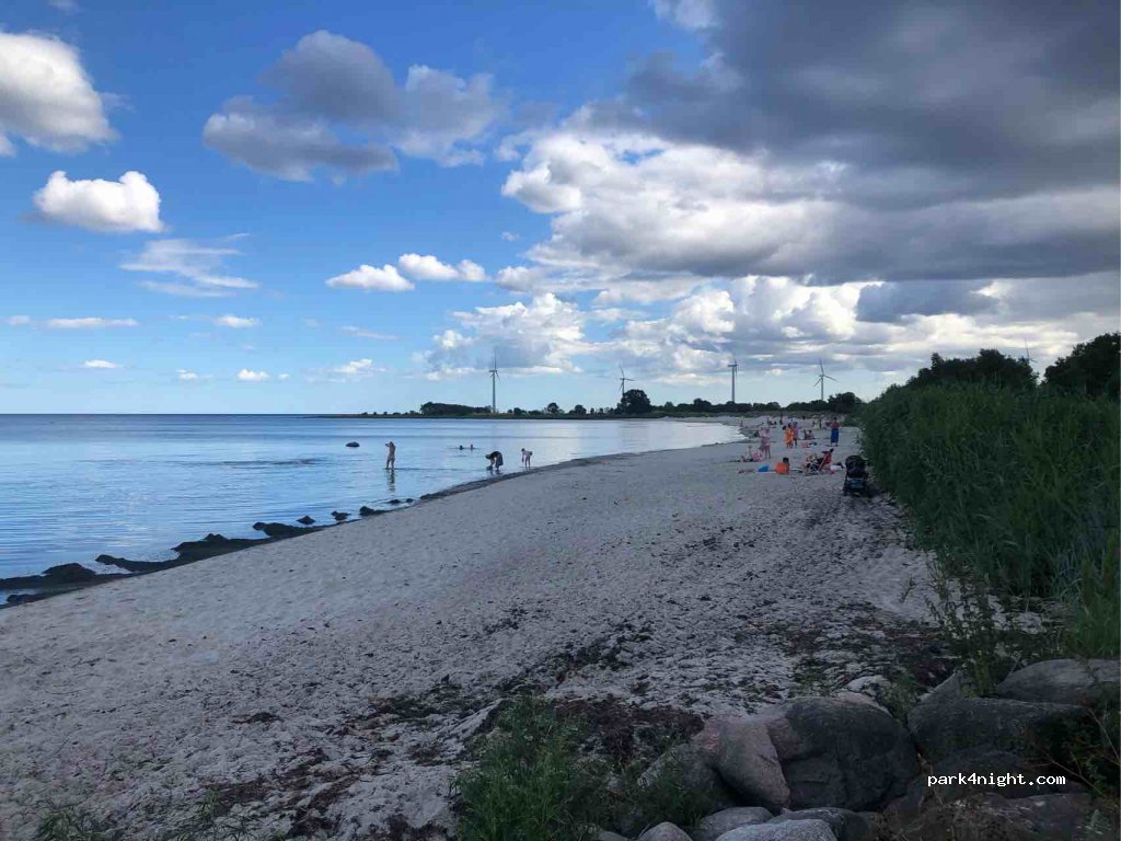 (387 73) Löttorp - 42 Bödahamnsvägen — foto 2