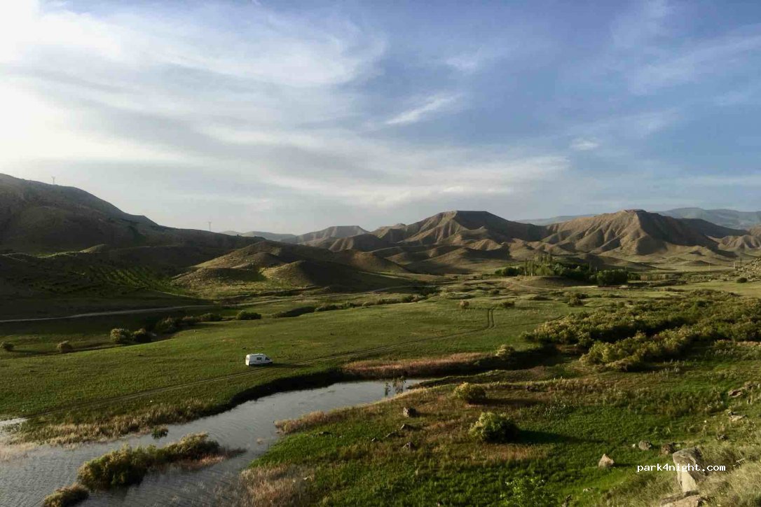 ()  - Unnamed Road — foto