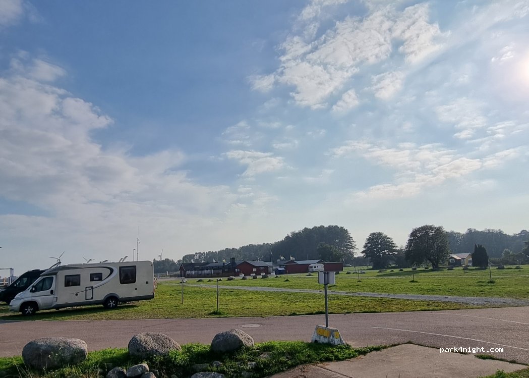 (387 73) Löttorp - 43 Bödahamnsvägen — foto 2