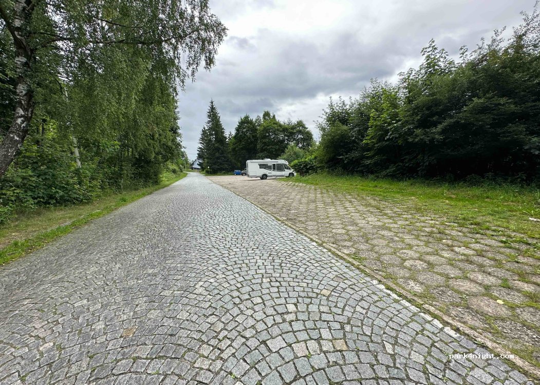 (43-460) Wisła - 36b 11 Listopada — foto 2