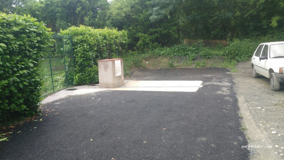 (32450) Castelnau-Barbarens - Rue de l'Hostellerie — foto