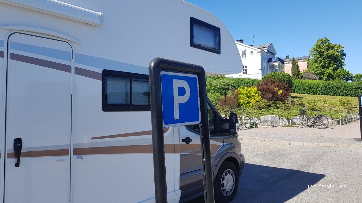 (645 30) Strängnäs - 10 Östra Strandvägen — foto 2