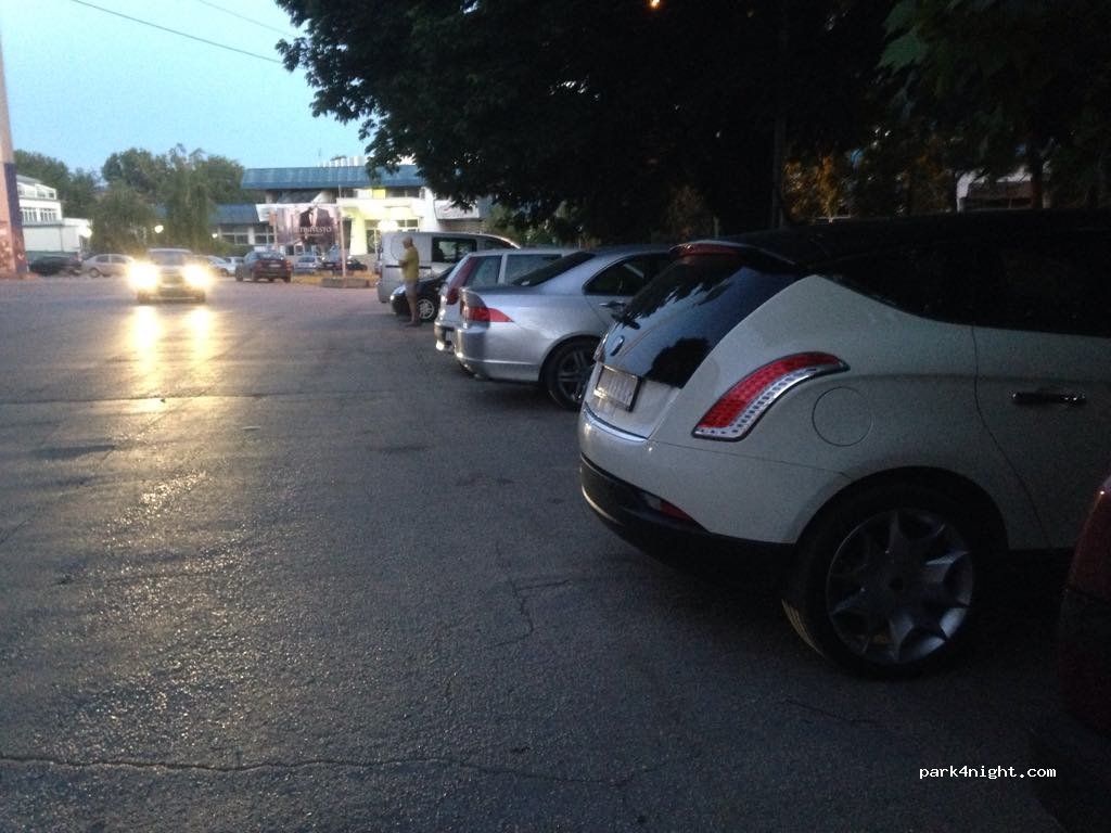 () Niš - 10 Zetska — foto 2