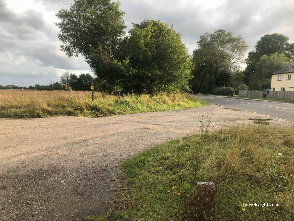 (CM6) Dunmow - 7 Dunmow Road — foto