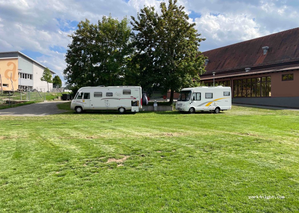 (97900) Külsheim - 7 Kirchbergweg — foto 2