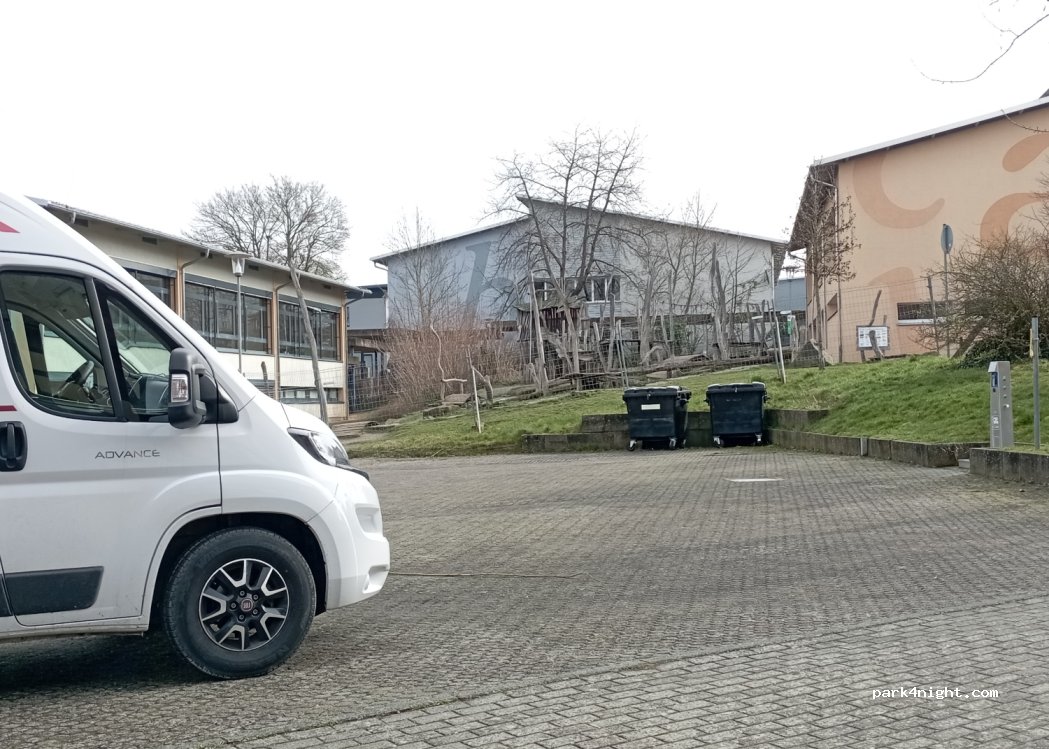 (97900) Külsheim - 7 Kirchbergweg — foto 4