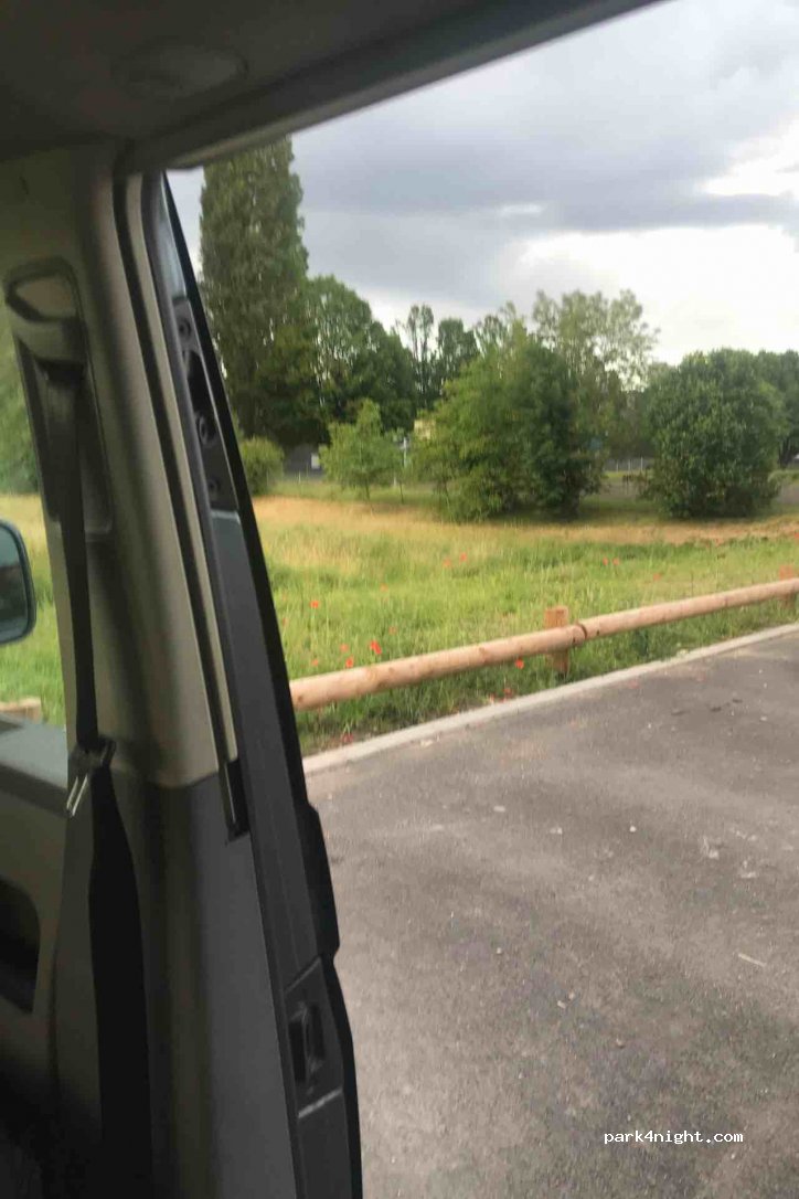 (67100) Strasbourg - Rue de Schengen — foto 2