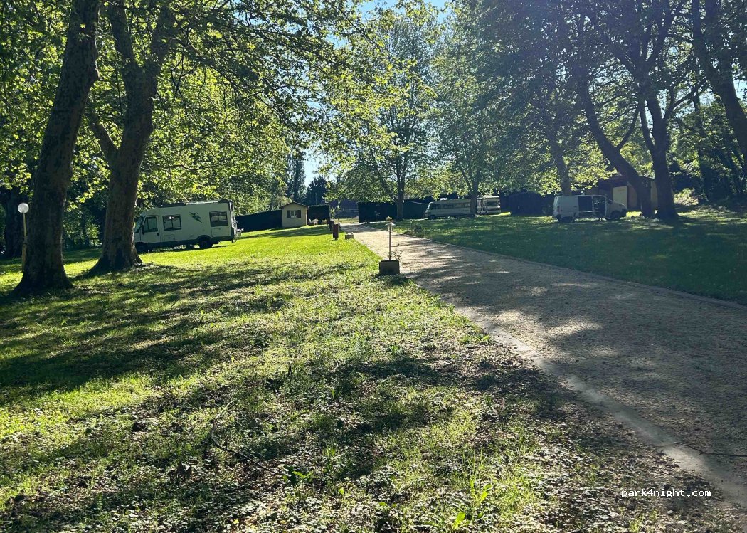 Camping Municipal Parc Servois — foto 4