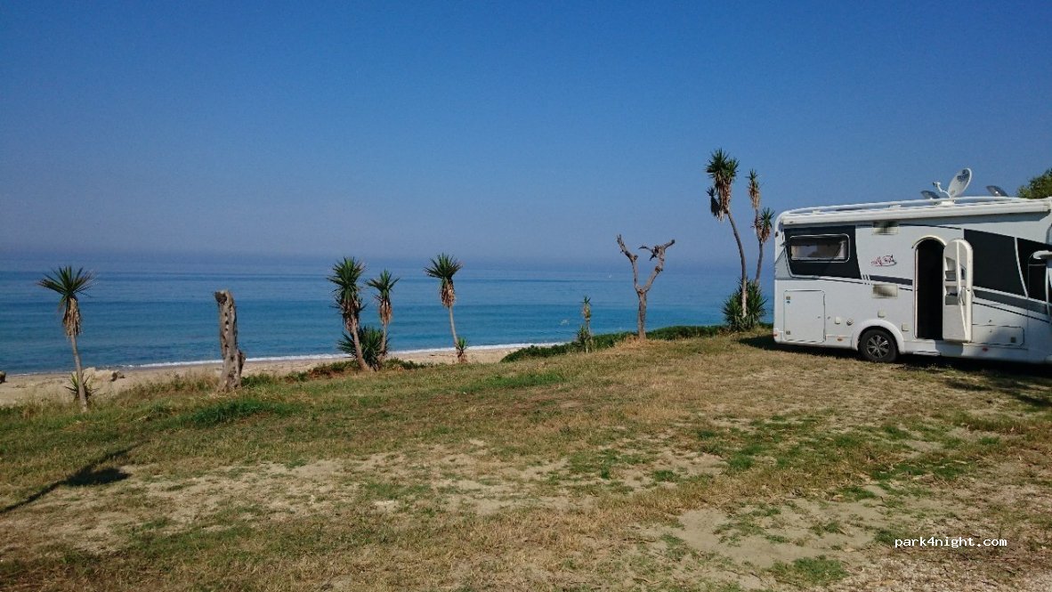 (481 00) Kato Riza - Ethniki Odos Prevezas Igoumenitsas — foto 2