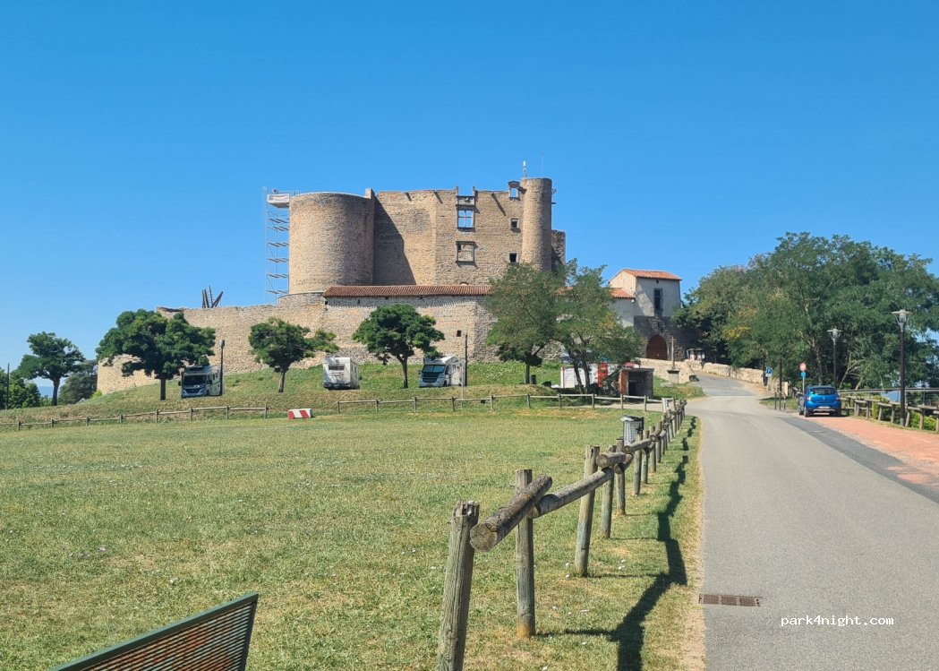 (42210) Montrond-les-Bains - Rue du Vieux-Château — foto 3