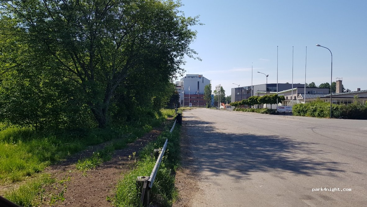 (611 38) Nyköping - 11 Idbäcksvägen — foto