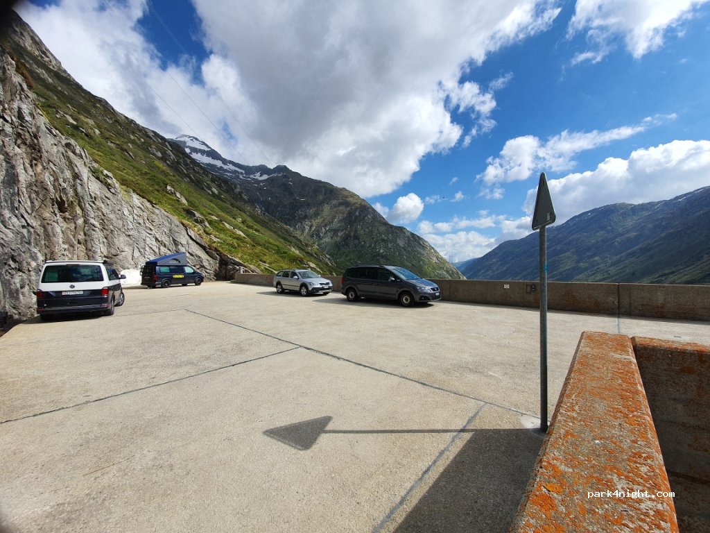 (7185) Medels im Oberland - Unnamed Road — foto