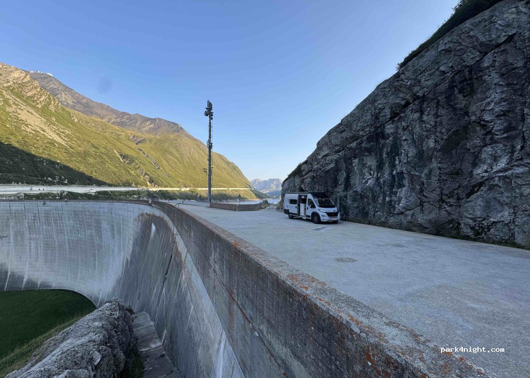 (7185) Medels im Oberland - Unnamed Road — foto 5