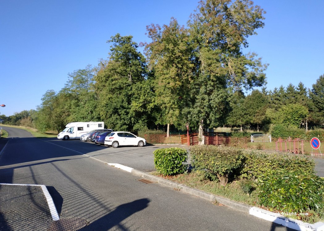 (37330) Souvigné - 5 Rue de la Mairie — foto 2