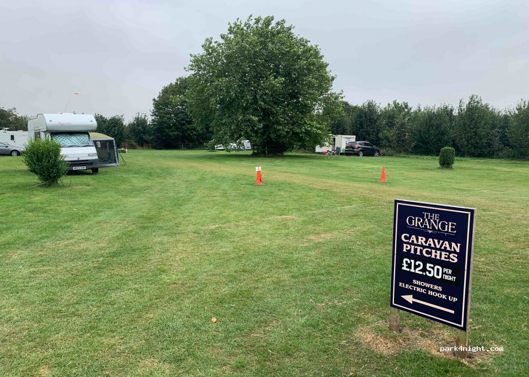 Grange Farm Campsite — foto 2