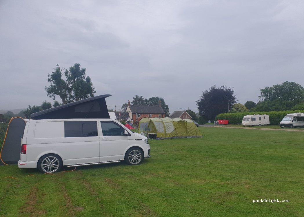 The Bruce Arms - Pub and Campsite — foto 3