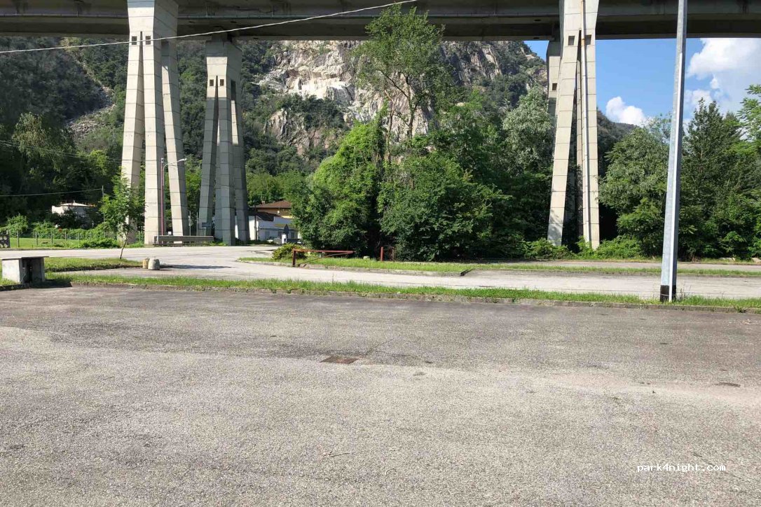 (28831) Feriolo - 46-50 Strada Statale 33 — foto 2