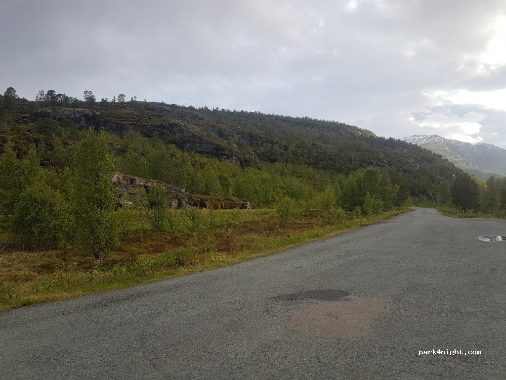 (9470) Gratangen - Fylkesvei 825 — foto
