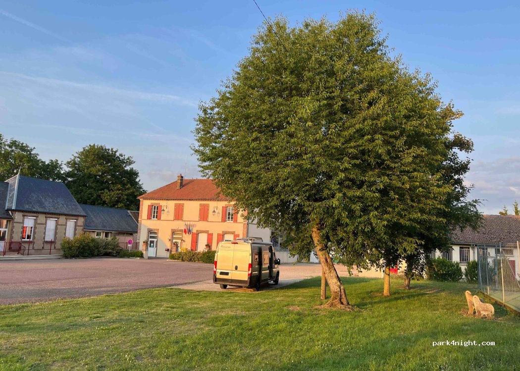 (89190) Saint-Maurice-aux-Riches-Hommes - 2 Avenue des Marronniers — foto 3