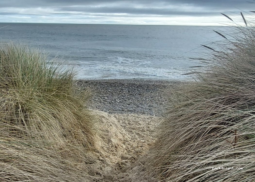 () Brittas Bay - — foto 4