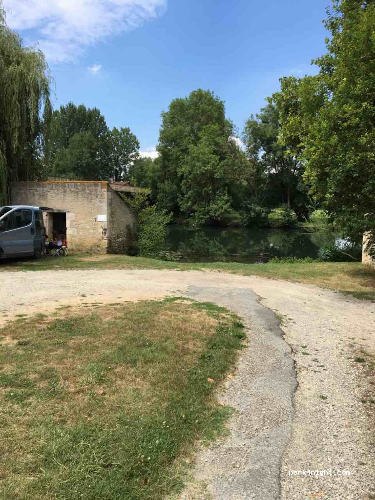 (86360) Chasseneuil-du-Poitou - 6 Chemin de l'Aumône — foto