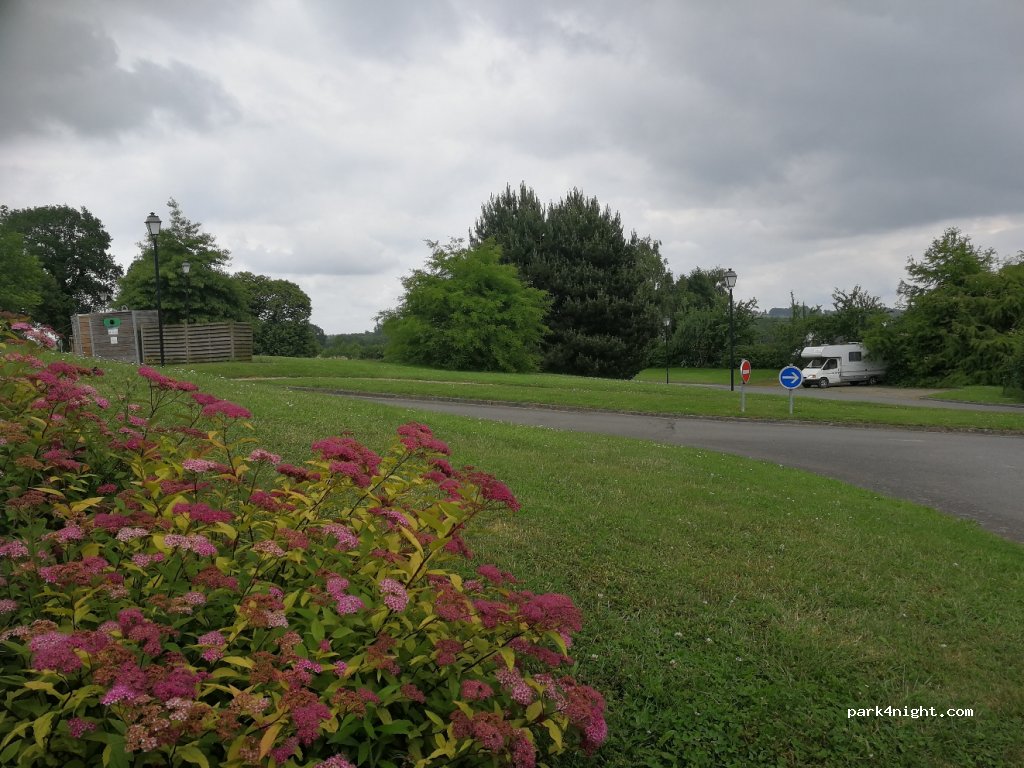 (35460) Montours - 18 Rue du Sacré Cœur — foto 2