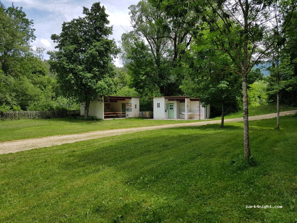 Camping Municipal le MOULIN — foto