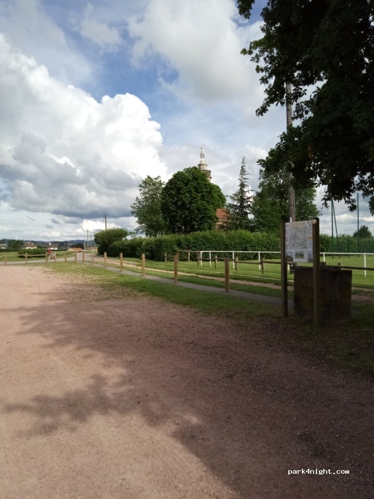 (42460) Coutouvre - Machuron — foto