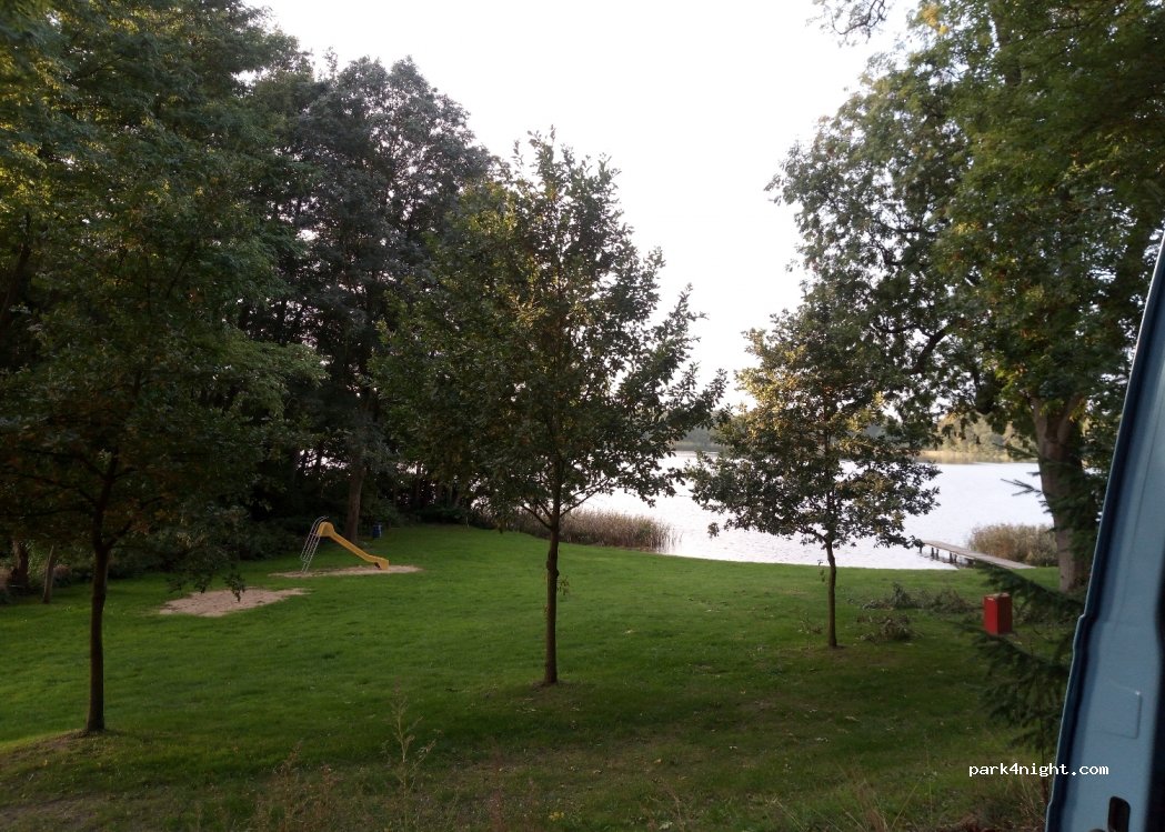 (17209) Leizen - Walower Strasse — foto