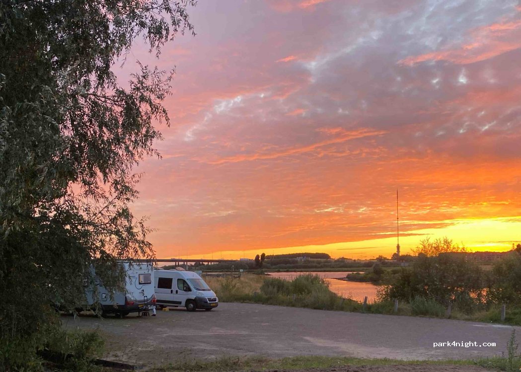 RV camp site Vianen — foto