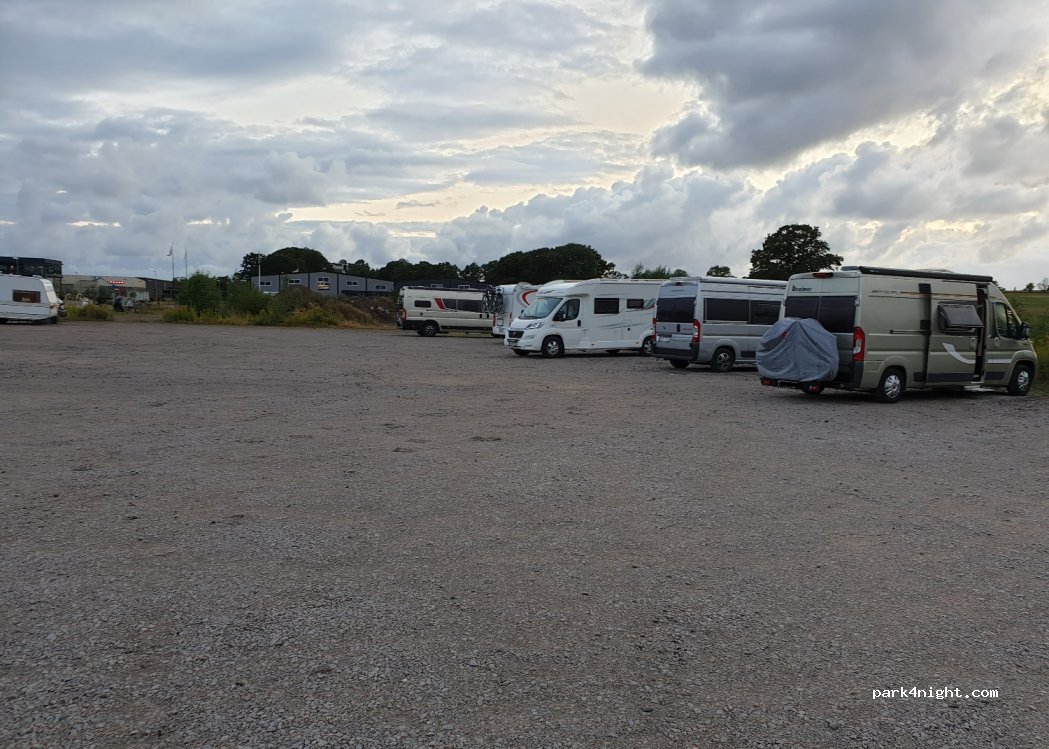 (311 39) Falkenberg - 6 KANSLISTVÄGEN — foto 2