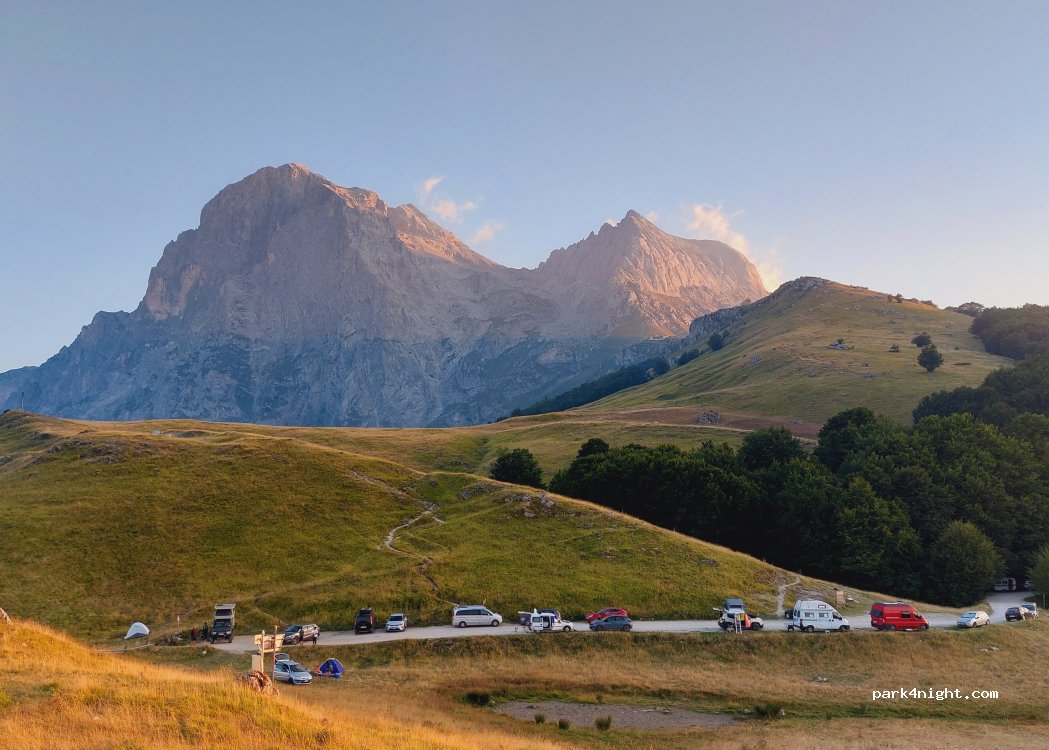 (64047) Pietracamela - Unnamed Road — foto 5