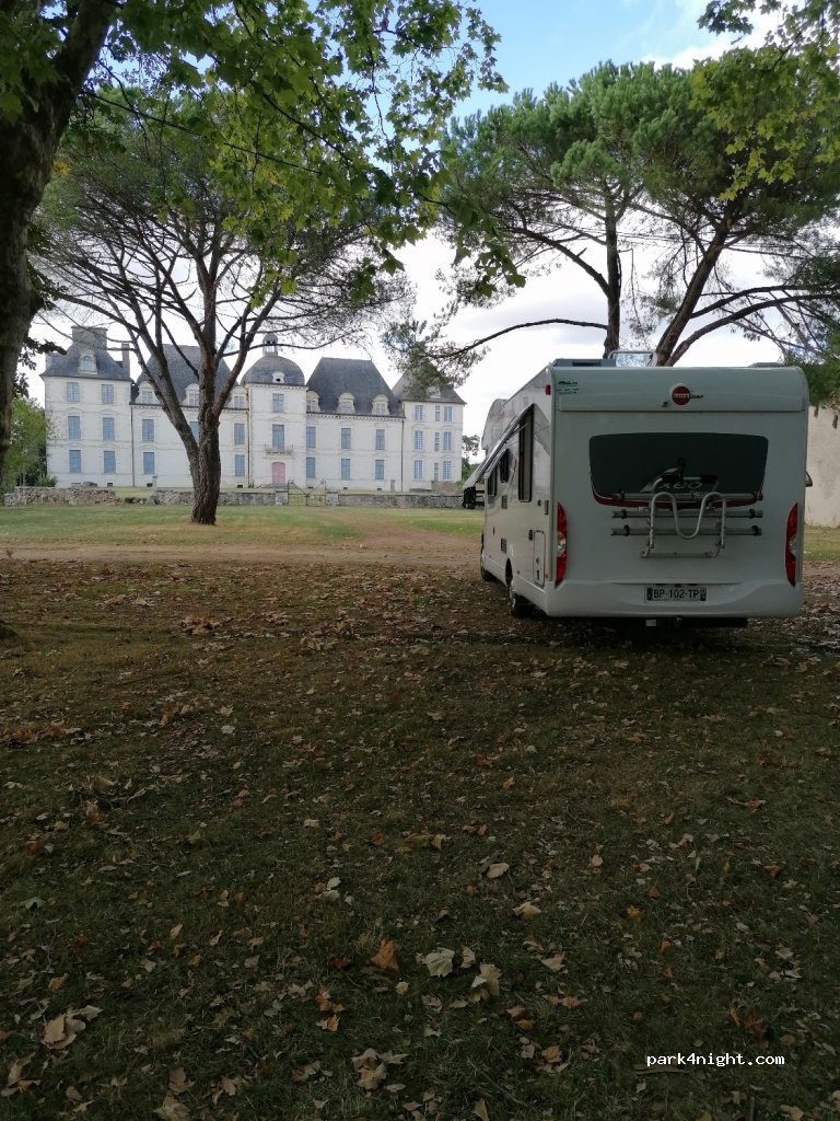 (40380) Poyanne - 50 Place Gratien de Lerm — foto 3